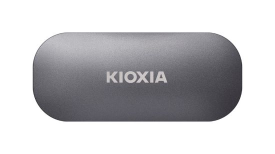 Obrázek KIOXIA externí SSD EXCERIA PLUS 2TB, USB-C 3.2 Gen2, (R:1050/W:1000MB/s)